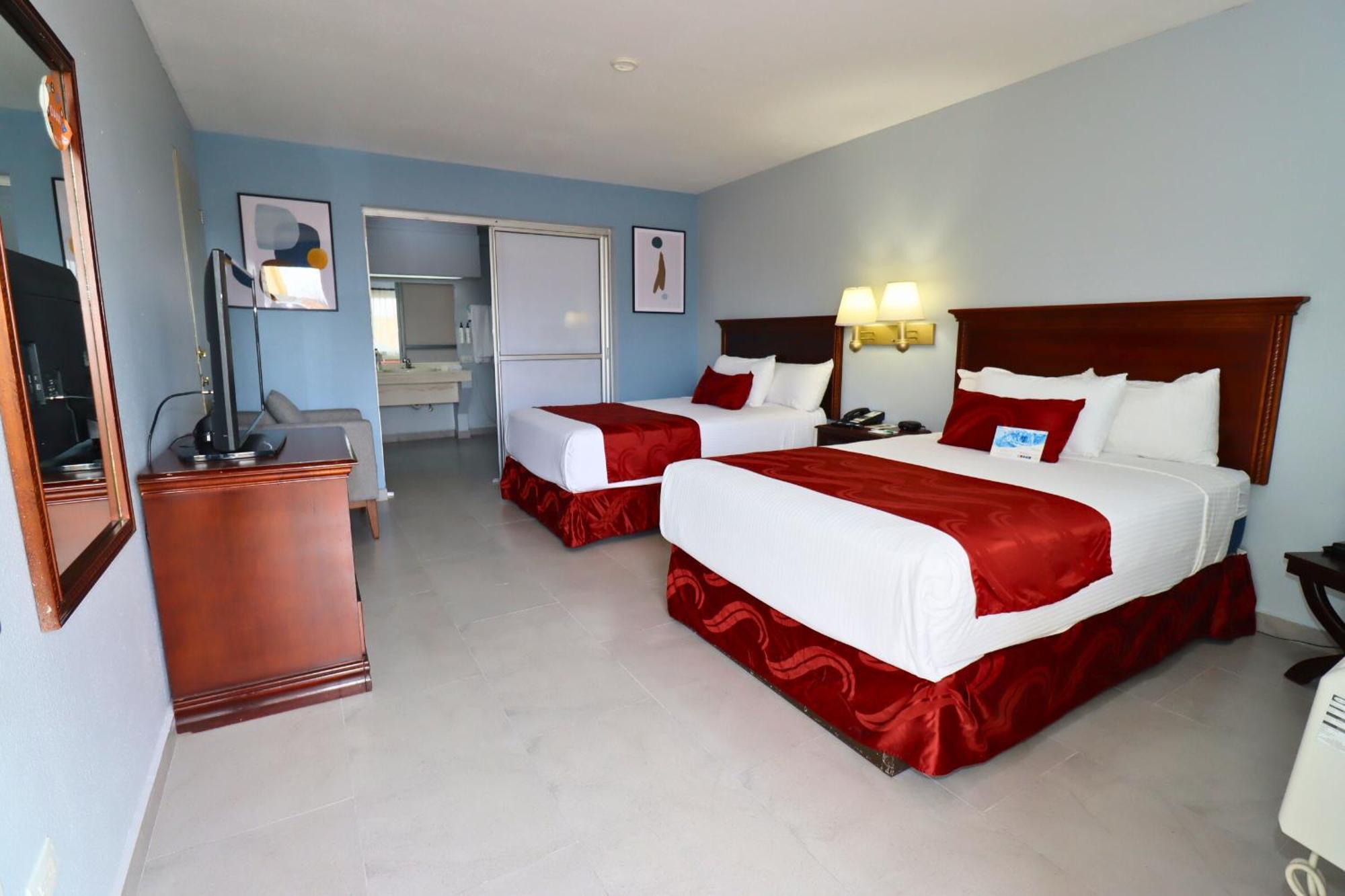 Quality Inn Пьедрас-Неграс Экстерьер фото